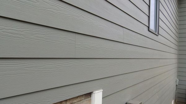 Cement Board Siding Repair in Petaluma