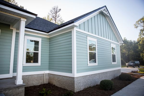 Damaged Siding Repair in Petaluma