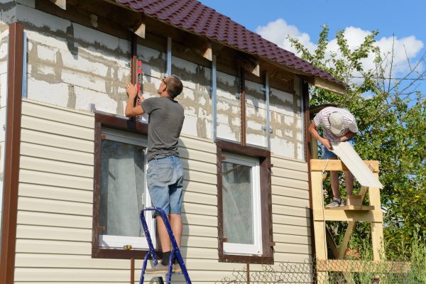 Cost of Handyman Siding Repair in Petaluma